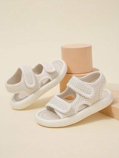 Boys Cut Out Hook-and-loop Fastener Non-slip Sport Sandals For Outdoor