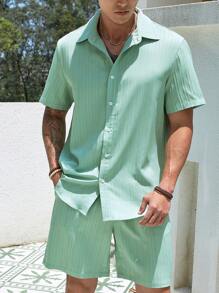 Manfinity Homme 男士前紐扣襯衫和短褲套裝 - 綠色 - 查看 1