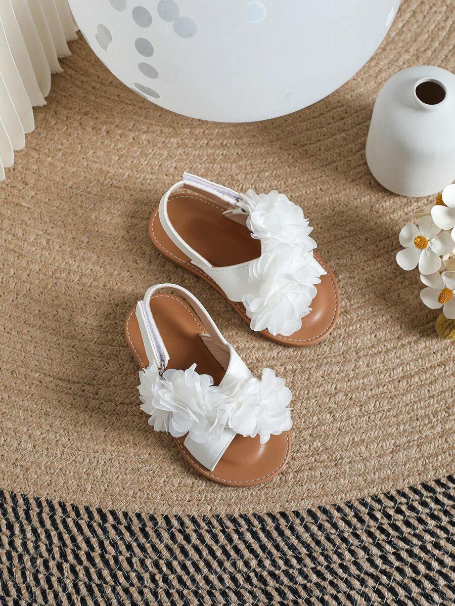女嬰花朵裝飾交叉透氣公主露跟涼鞋適合夏天 - 白色 - 查看 1