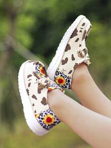 Cô gái Leopard & Sunflower Pattern Thiết kế buộc dây Giày lười thể thao cho hoạt động ngoài trời - Màu be - Xem 4