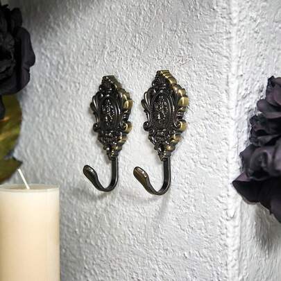 ROMWE Goth 2pcs Vintage Design Wall Mounted Hook For Home