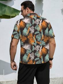 Manfinity RSRT Men Plus Tropical Print Shirt & Shorts - Multicolor - View 2