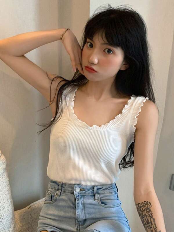 Solid Lettuce Trim Crop Tank Top