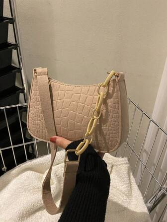 迷你鱷魚壓紋鏈條裝飾毛氈流浪包極簡風格