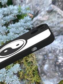 Yin & Yang Pattern Phone Case - Black and White - View 3