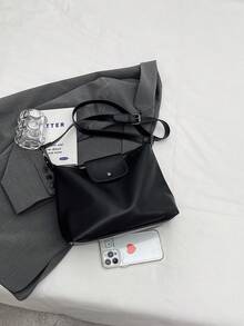 Medium Hobo Bag With Zipper Solid Black Minimalist - Black - View 5