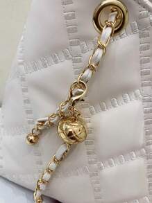 时尚金属链条刺绣 Ringer 白色包包 手提包 单肩包 斜挎包