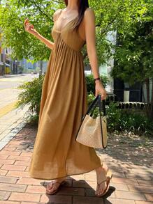 DAZY 素色前繫帶吊帶連衣裙 - 駝色 - 查看 9
