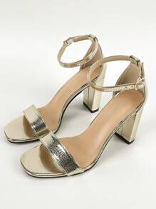 魅力四射金色涼鞋適用於金屬質感蛇皮壓花粗跟踝帶平底涼鞋 - 金色 - 查看 6