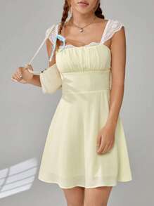 SHEIN Qutie Vestido con encaje en contraste pecho con fruncido - Amarillo - Ver 5