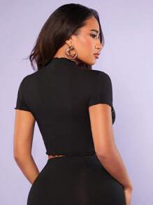 SHEIN SXY Camiseta crop con diamante de imitación ribete en forma de lechuga - Negro - Ver 3