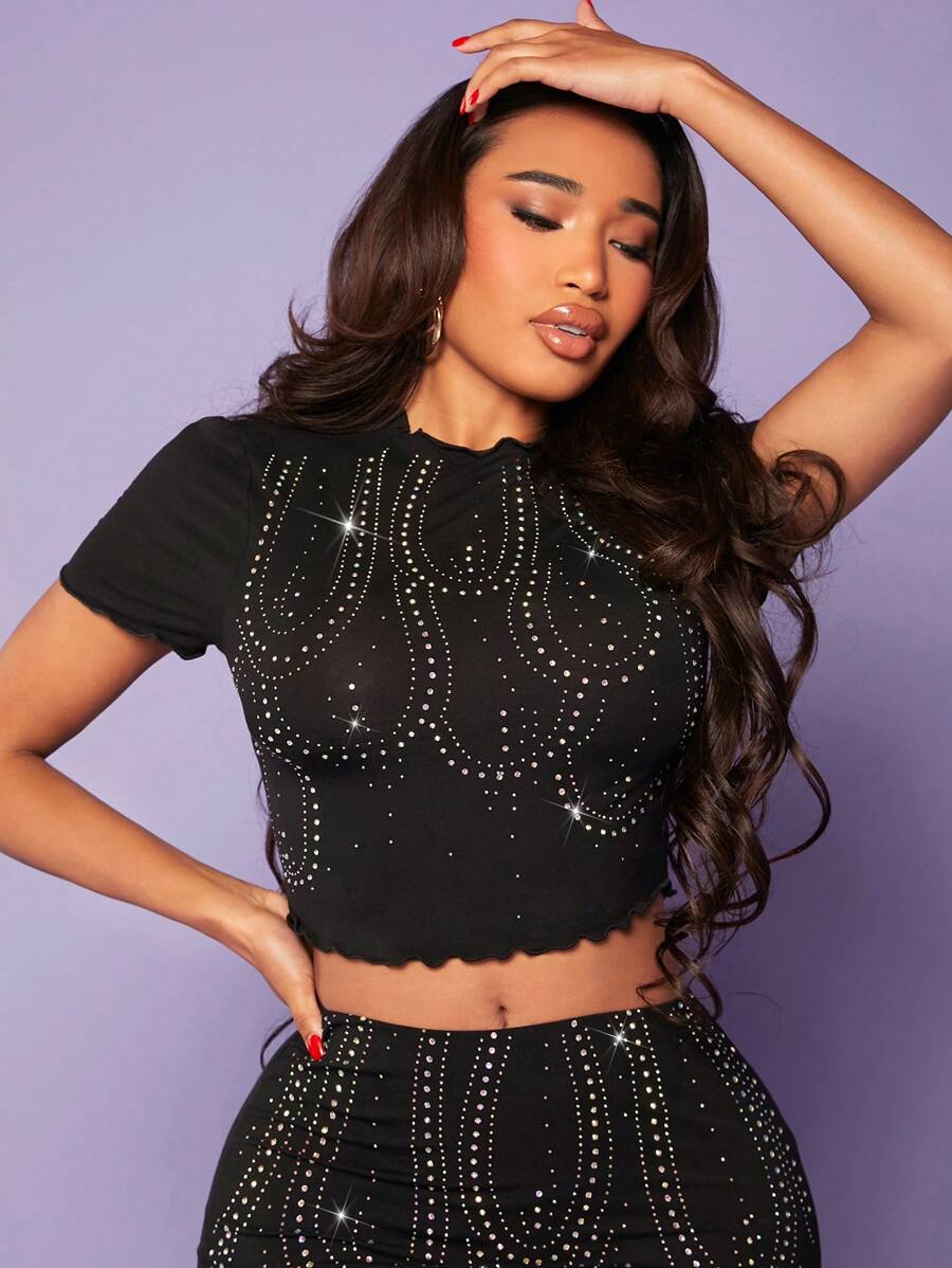SHEIN SXY Camiseta crop con diamante de imitación ribete en forma de lechuga - Negro - Ver 1