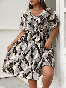 SHEIN LUNE Plus Chain Print Batwing Sleeve Belted Dress - Multicolor - View 5