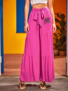Frida Kahlo X SHEIN Pantalones de pierna ancha con letra & con bordado floral bajo con fruncido con cordón delantero - Rosa Fucsia - Ver 1