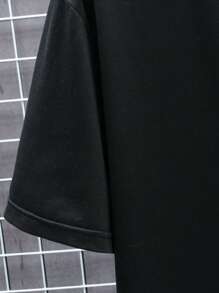 Manfinity Homme Men Plus Geo Print Tee - Black - View 6