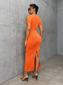 SHEIN SXY Đầm Bị tách Chia Lá thư Đồ họa Giải trí - trái cam - Xem 2