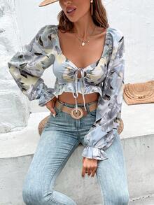 SHEIN VCAY Allover Floral Print Knot Front Flounce Sleeve Ruffle Hem Crop Blouse - Blue - View 5
