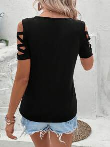 SHEIN LUNE 交叉鏤空T恤 - 黑色 - 查看 2