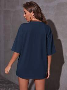 SHEIN Unity Camiseta gráfica con hombros caídos con estampado tropical y de letras para mujeres - Azul Marino - Ver 2