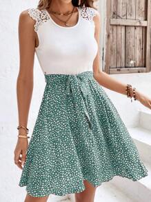 SHEIN Frenchy Đầm Thắt lưng Tương phản ren Họa tiết hoa Boho - màu xanh lá - Xem 1