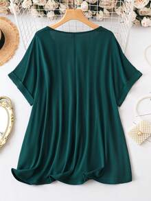 SHEIN LUNE Plus Button Detail Dolman Sleeve Tee - Dark Green - View 2