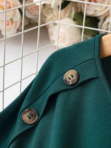 SHEIN LUNE Plus Button Detail Dolman Sleeve Tee - Dark Green - View 4