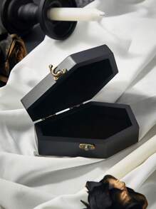 ROMWE Goth 1pc Portable WPC Jewelry Storage Box,Creative Slogan Graphic Lock Storage Box For Rings,Earrings - Black - View 3