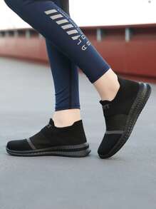 Women Letter Graphic Slip On Running Shoes, Sporty Outdoor Fabric Sports Shoes - Black - View 2