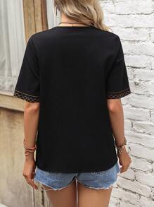 SHEIN VCAY Blusa con encaje en contraste de cuello notch - Negro - Ver 2