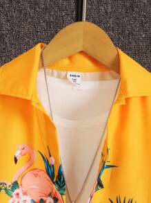 SHEIN 小男童熱帶印花和火烈鳥圖案襯衫和短褲套裝不帶T恤 - 芥末黃 - 查看 4