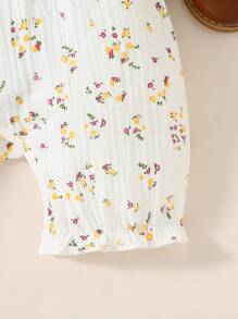 Baby Ditsy Floral Print Ruffle Trim Bow Front Romper - White - View 3