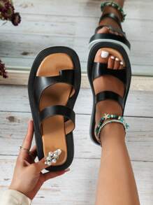 女士極簡厚底丁字褲時尚坡跟涼鞋 - 黑色 - 查看 1