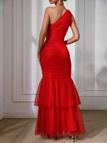 SHEIN Belle Vestido con hombro descubierto, drapeado, superposición de malla y bajo con diseño de cola de sirena para Año Nuevo, ropa de mujer, modelo maxi - Rojo - Ver 2