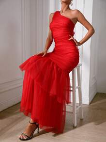 SHEIN Belle Vestido con hombro descubierto, drapeado, superposición de malla y bajo con diseño de cola de sirena para Año Nuevo, ropa de mujer, modelo maxi - Rojo - Ver 6