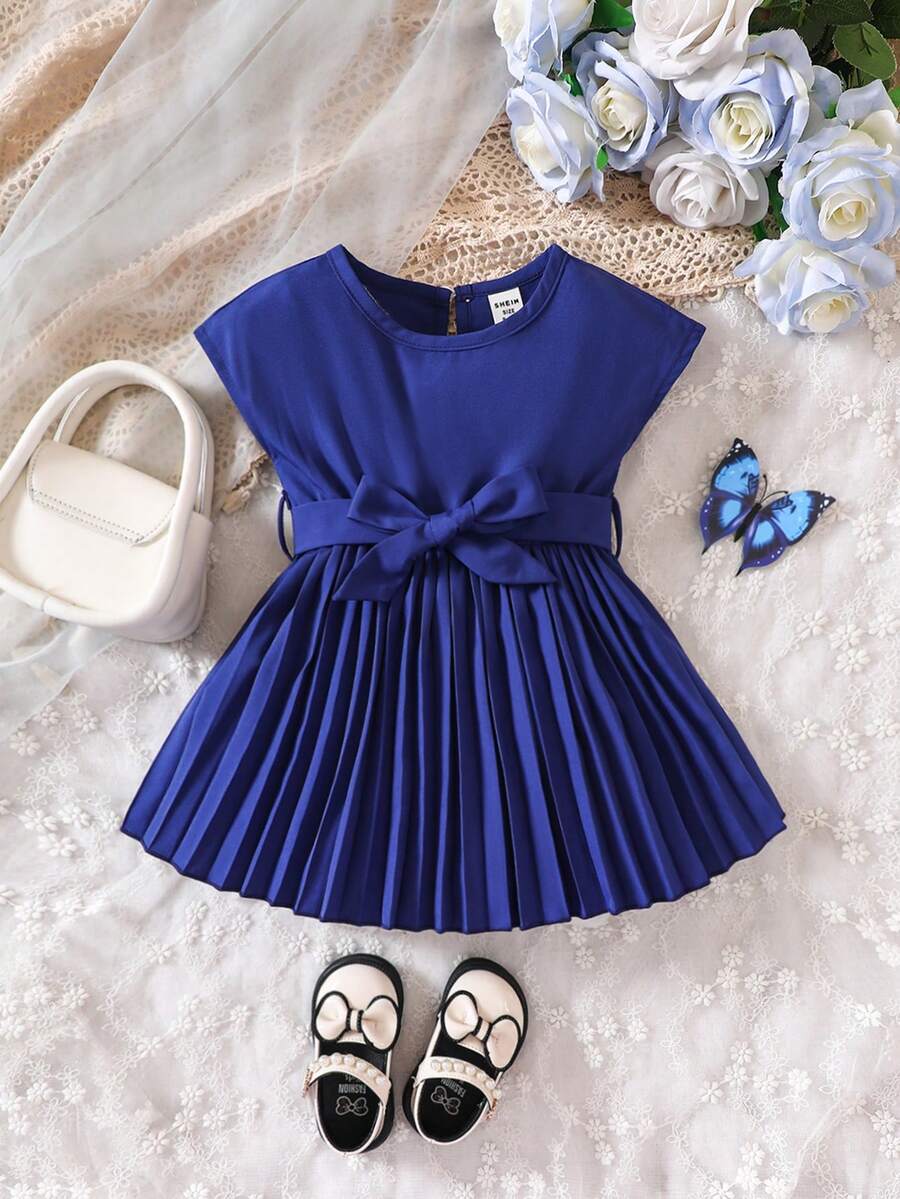 Baby Kleid mit einfarbig Fledermausärmeln, Falten am Saum,