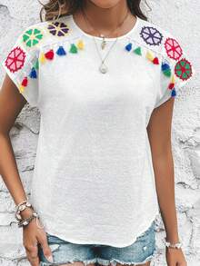 SHEIN VCAY 花卉刺繡流蘇邊蝙蝠袖襯衫 - 白色 - 查看 6