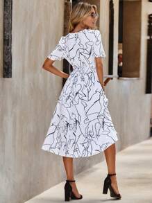 SHEIN LUNE 滿版印花繫腰帶連衣裙 - 黑與白 - 查看 2