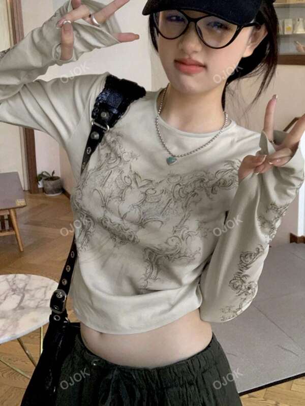 Graphic Pattern Crop Tee