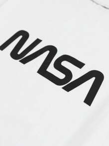 RueChic Men Letter Graphic Tee & Drawstring Waist Joggers - Black and White - View 3