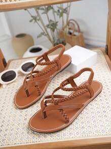 Women's Vacation Style Woven Flat Thong Sandals - Brown - View 2