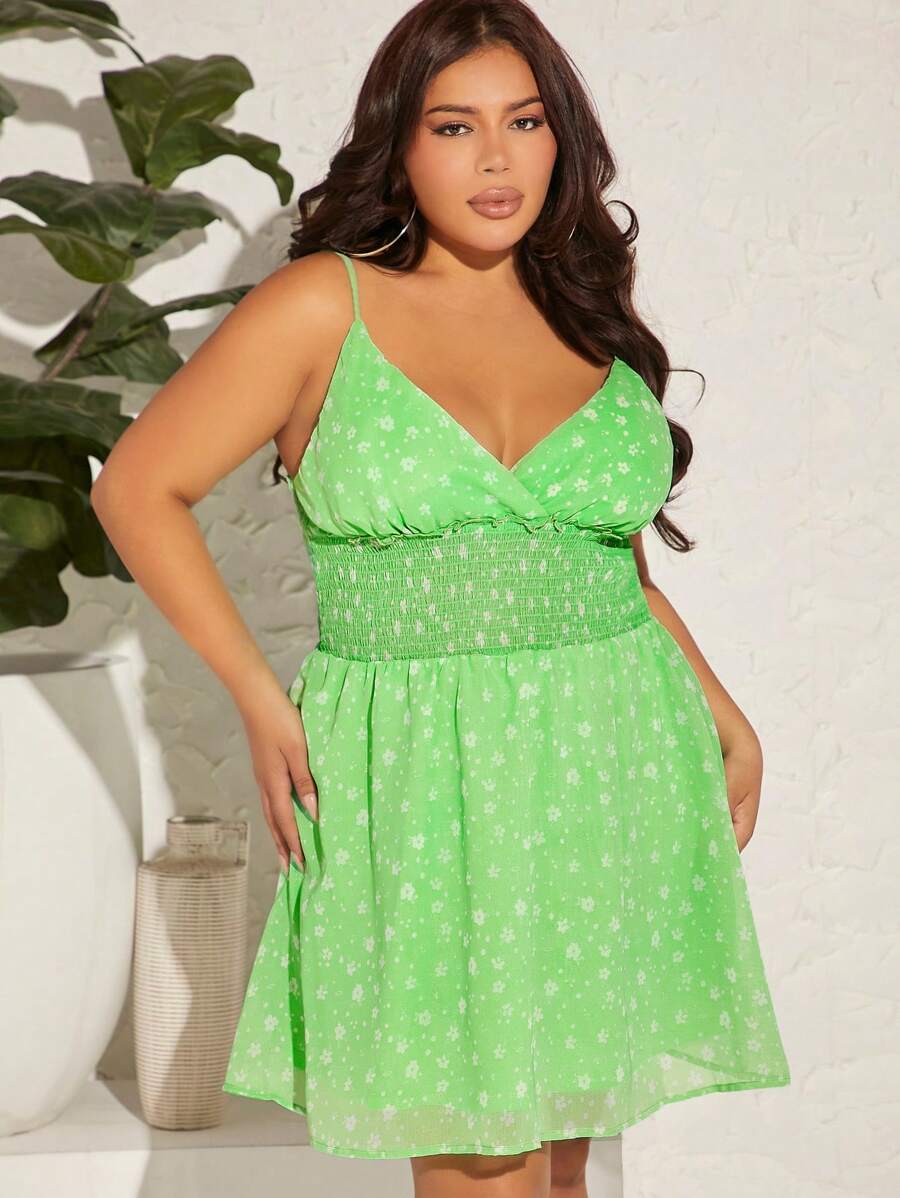 大碼小碎花腰部打褶吊帶連衣裙 - 綠色 - 查看 1