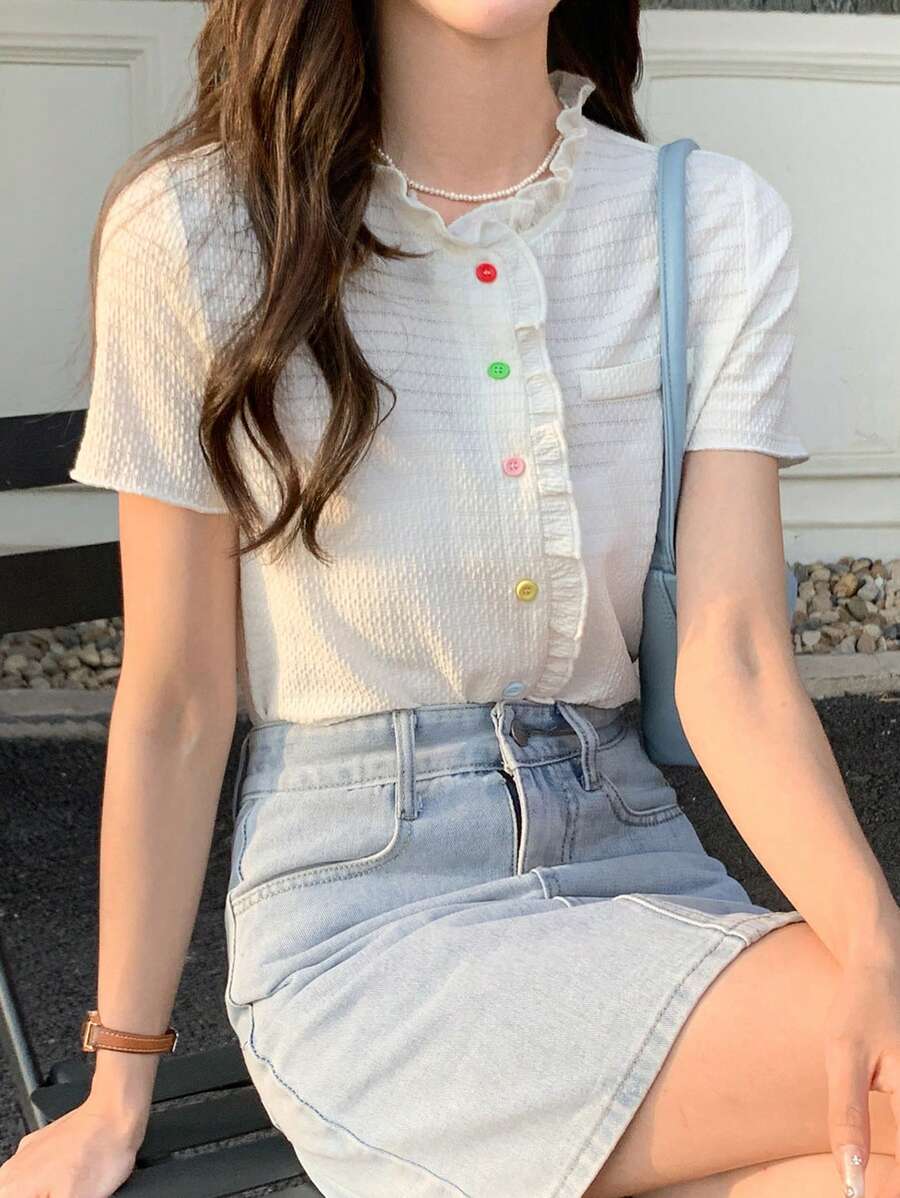 DAZY Áo thun nữ Nút phía trước viền lá sen Xù nhỏ màu trơn Giải trí - trắng - Xem 1