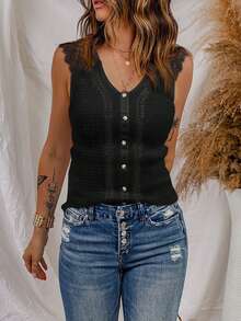 Acelitt 蕾絲拼接前紐扣背心上衣 - 黑色 - 查看 5
