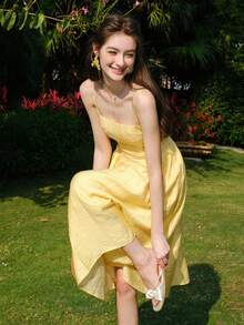 素色肩上打結吊帶洋裝 - 黃色 - 查看 7