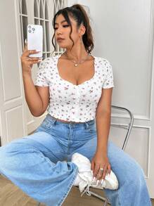 Solflare Plus Ditsy Floral Print Lettuce Trim Crop Tee, Summer