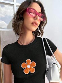 SHEIN MOD 花卉圖案貼布細節短款T恤 - 黑色 - 查看 5