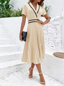 SHEIN Clasi 撞色滾邊百褶下擺洋裝 - 米色 - 查看 6