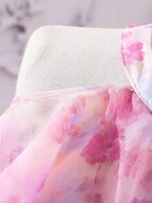 SHEIN 女孩印花荷葉邊上衣和裙子 - 彩色 - 查看 5