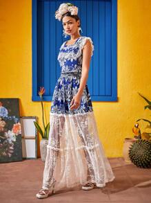 Frida Kahlo X SHEIN X Designer Miranda Gaviño 印花方領短款上衣和蕾絲拼接半身裙