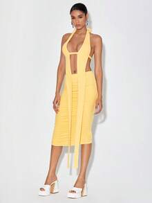 Xclusive Habit Cut Out Front Halter Neck Backless Ruched Bodycon Dress - Yellow - View 3